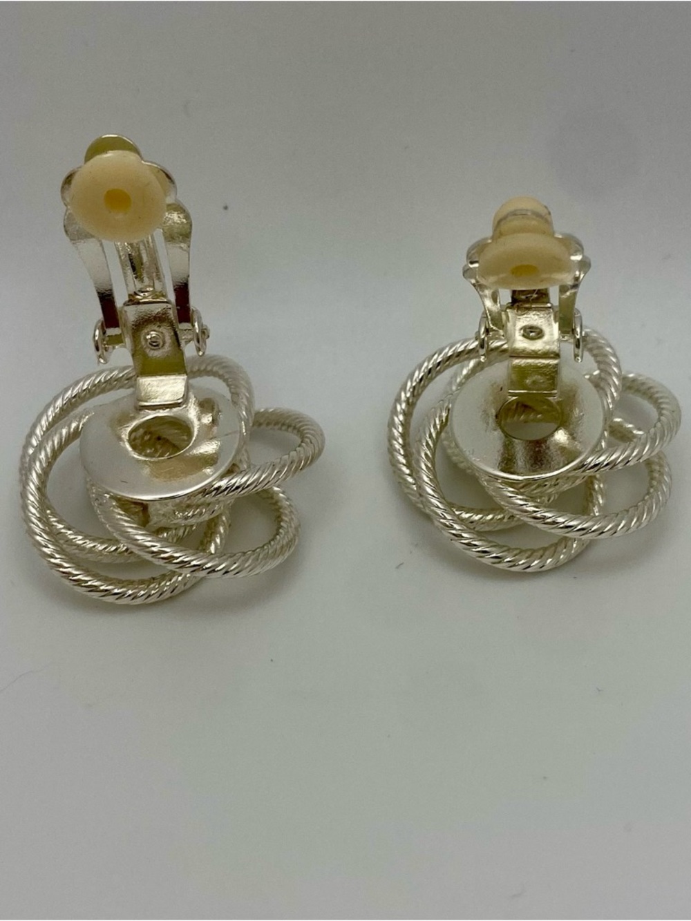 NOS Vintage Anne Klein Silver Tone Twisted Rope Knot Clip-On Earrings - Picture 3 of 5